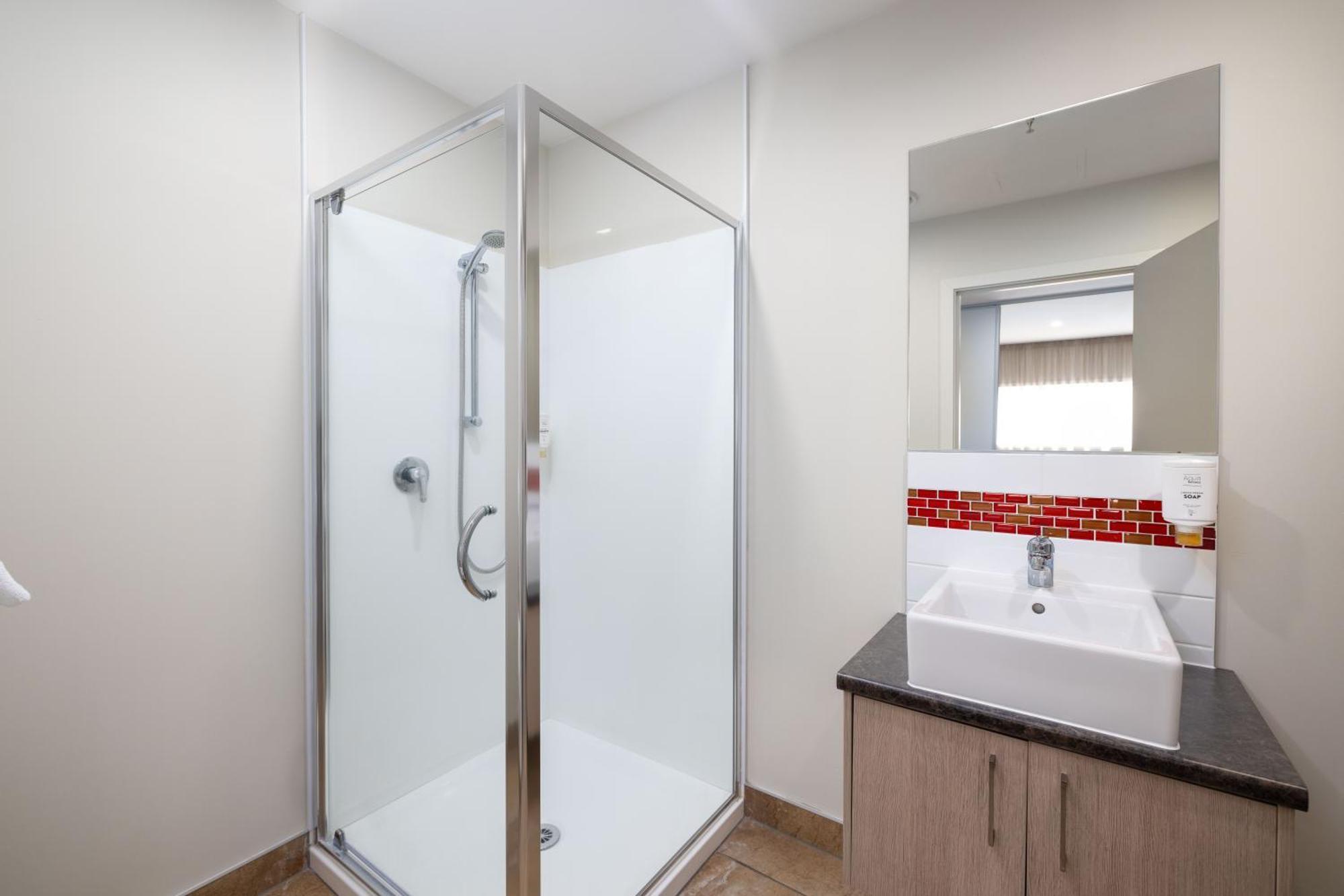 Ramada Suites By Wyndham Christchurch City Eksteriør bilde