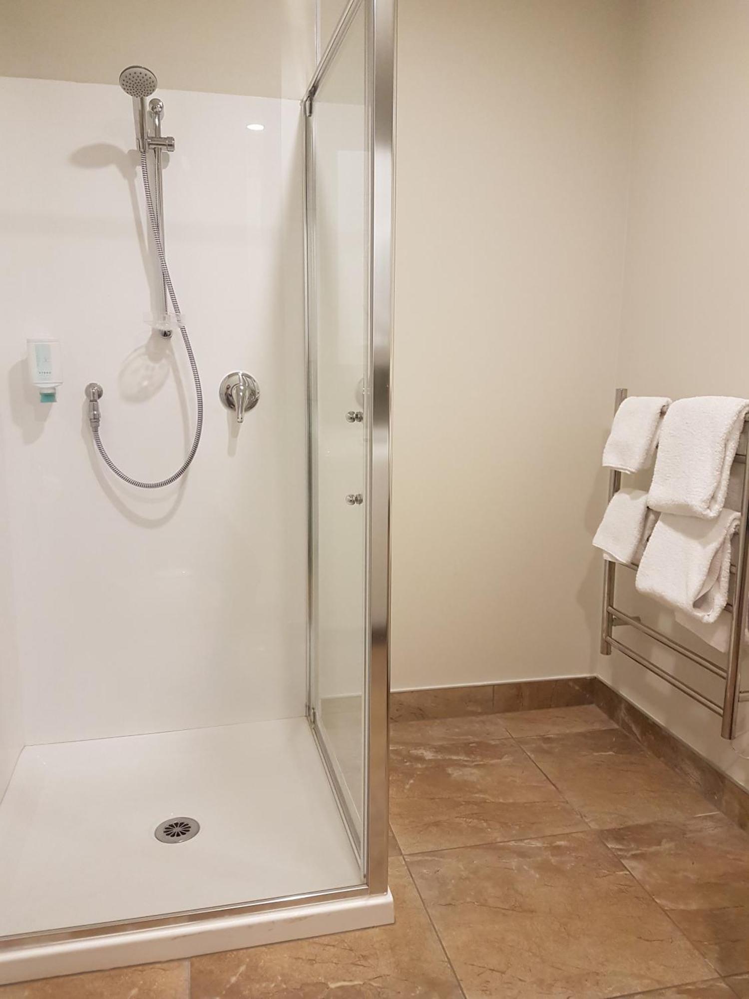 Ramada Suites By Wyndham Christchurch City Eksteriør bilde