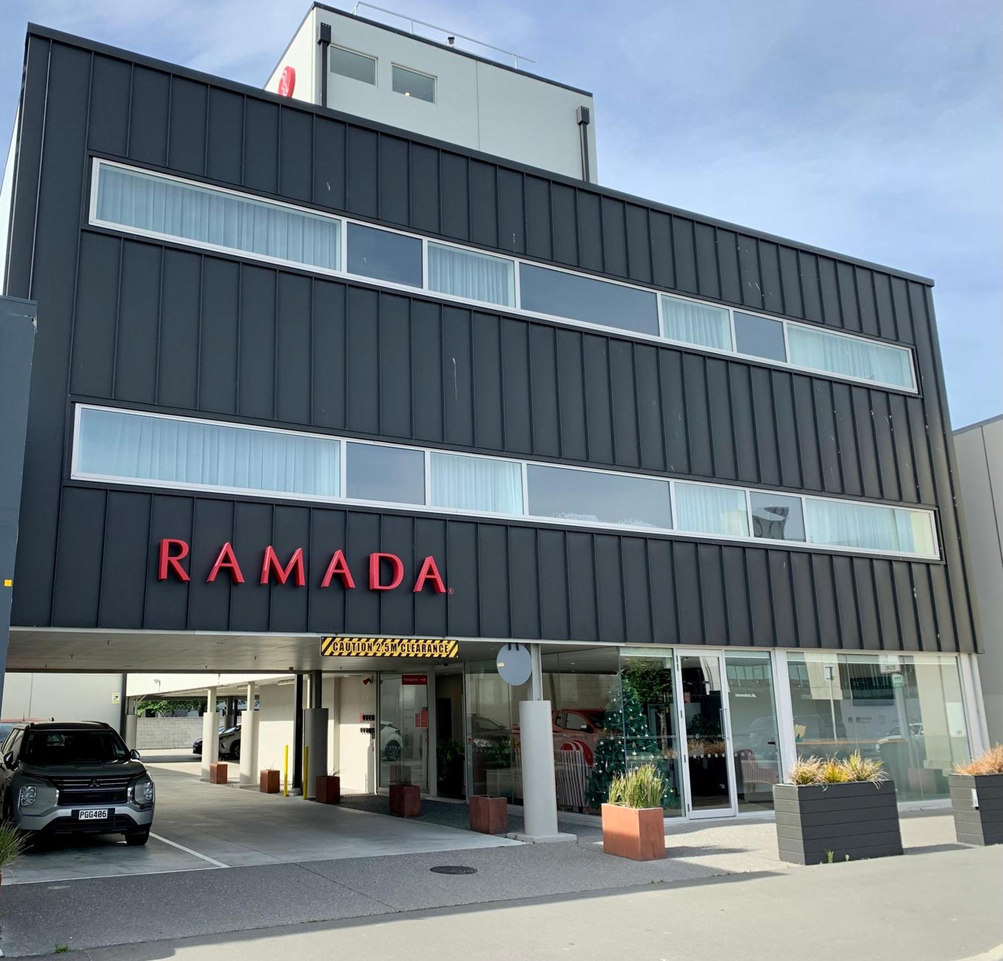 Ramada Suites By Wyndham Christchurch City Eksteriør bilde